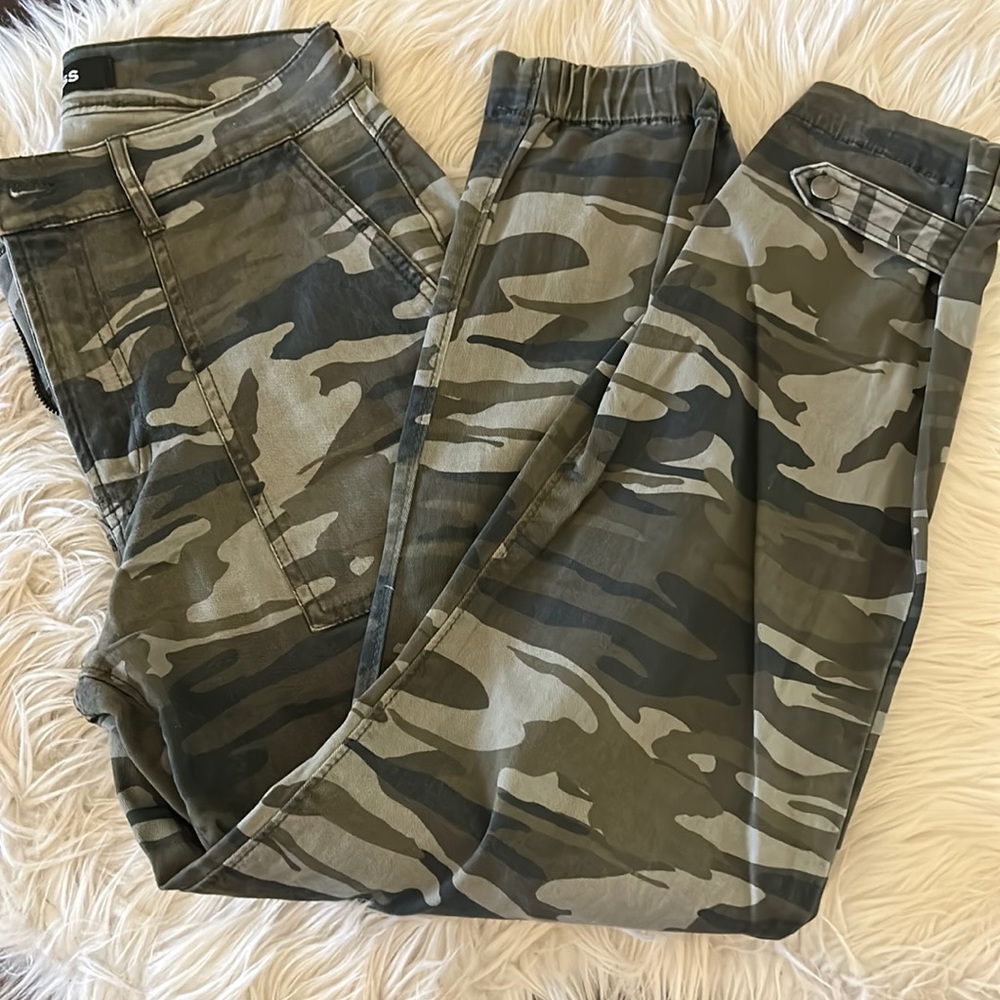 Express Camouflage pants